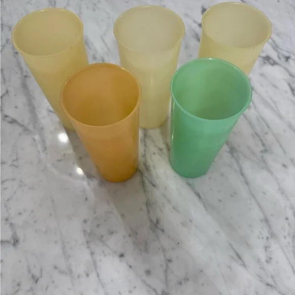 Vintage Tupperware 12 oz Pastel Tumbler Drinking Cups 115 Set of 5 Stackable - Picture 2 of 5